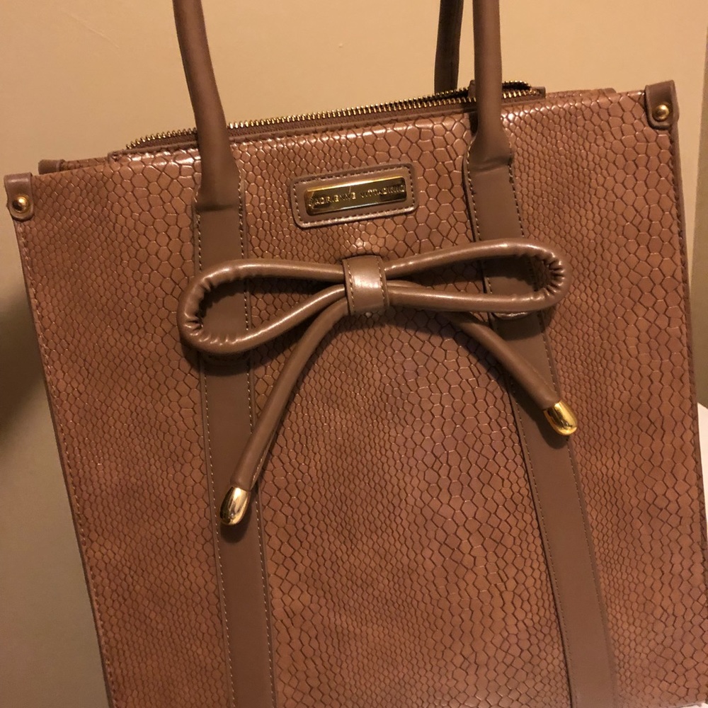 The Greenwich collection double handle bag
